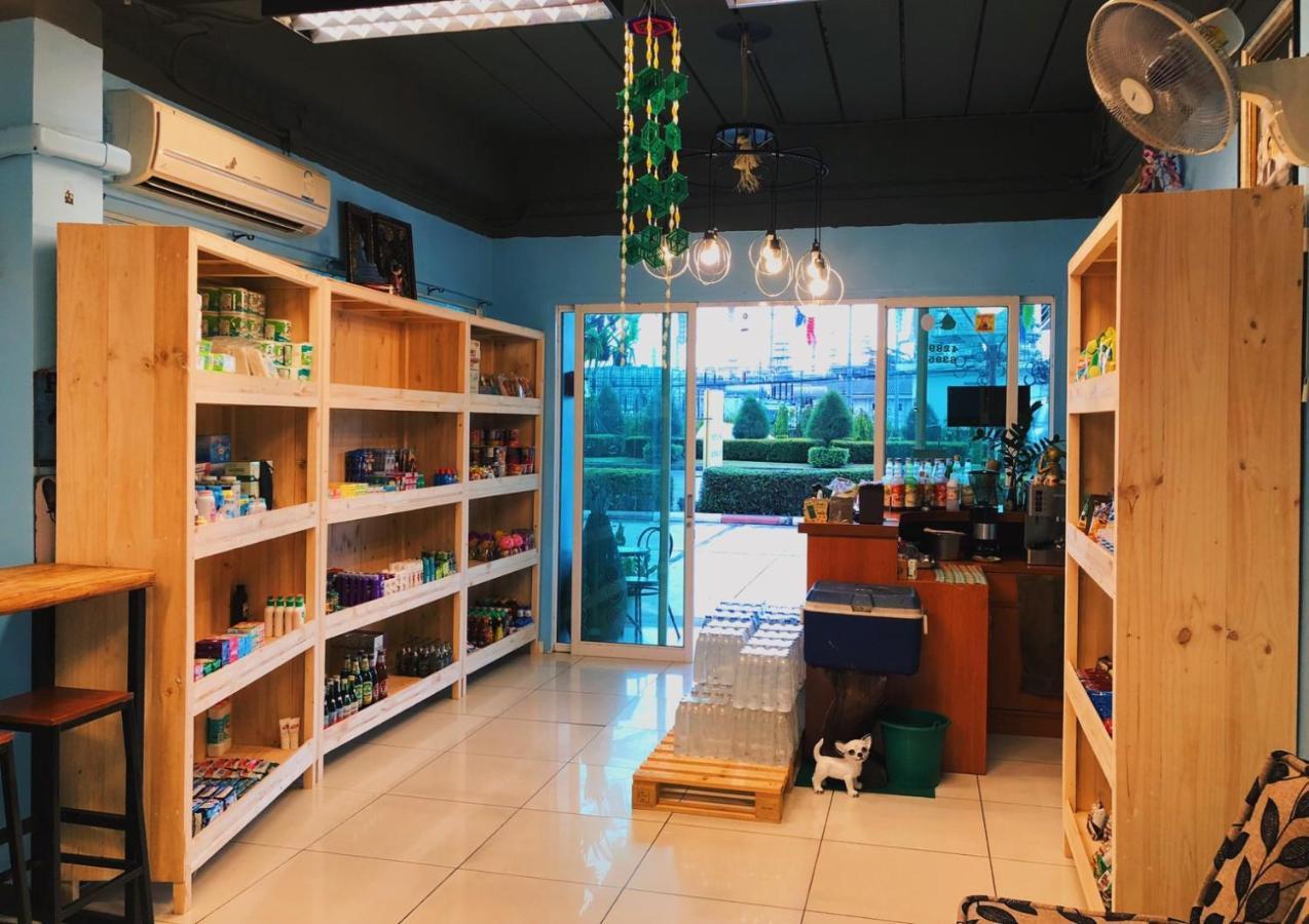 Aekkalukthai Hostel Rayong Zewnętrze zdjęcie