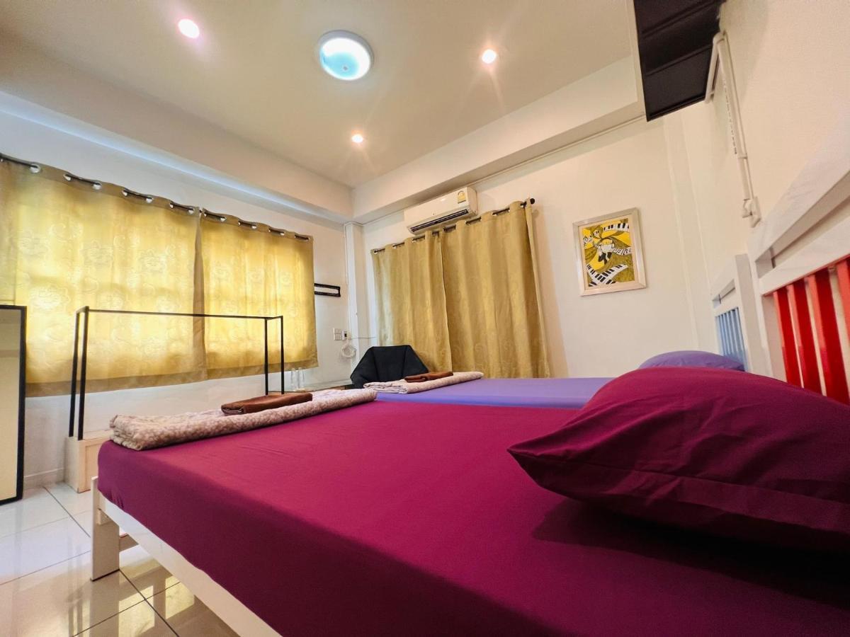 Aekkalukthai Hostel Rayong Zewnętrze zdjęcie
