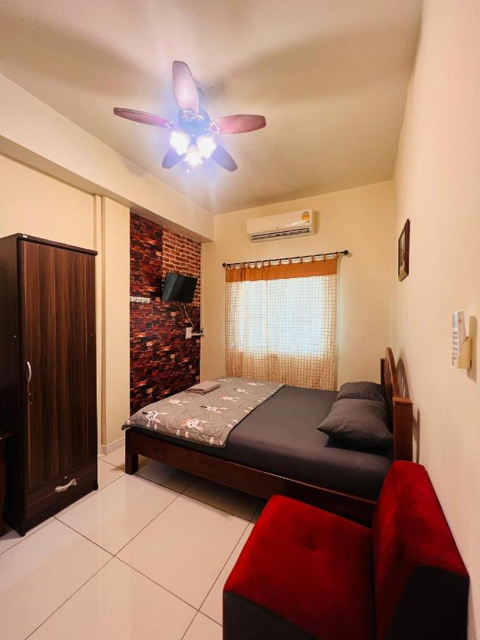 Aekkalukthai Hostel Rayong Zewnętrze zdjęcie