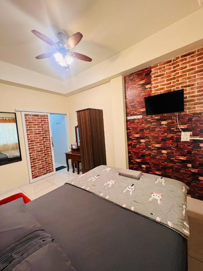 Aekkalukthai Hostel Rayong Zewnętrze zdjęcie
